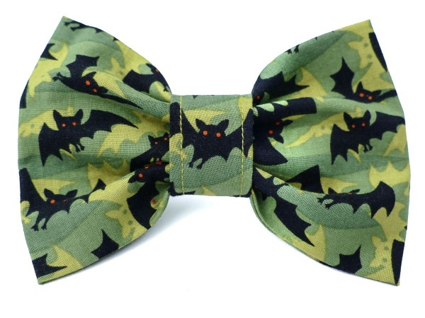 Halloween Dog Bow Tie With Bats