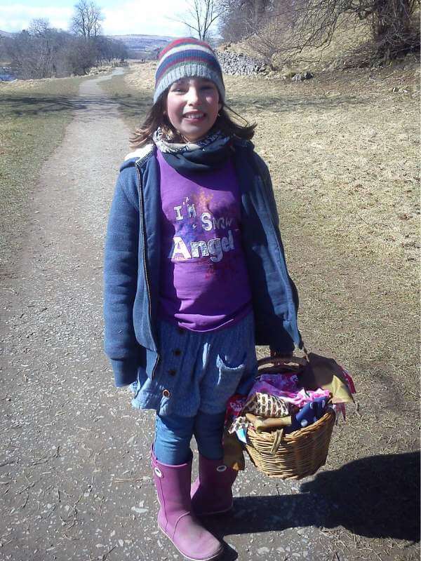 Flo selling the first ever dudiedog bandanas from a basket